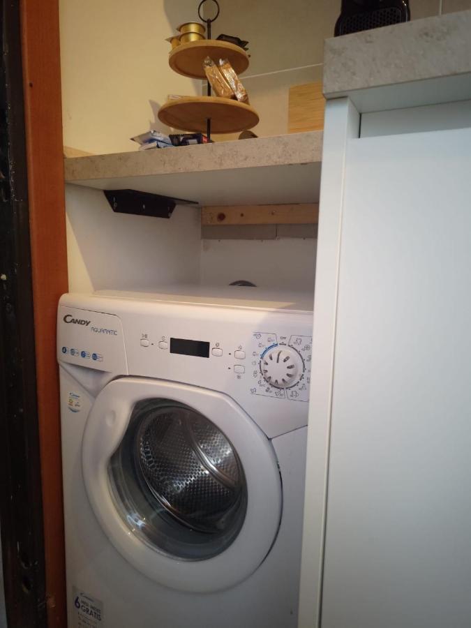 Guazzo Apartment - Self Check-In Parma Kültér fotó